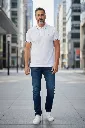 Polo collar offwhite F (Virtual Model).webp